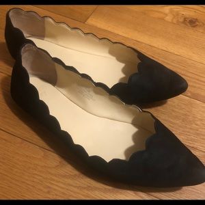 Black flats super cute